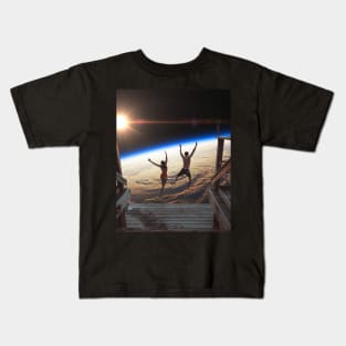 Throwing into Infinity Kids T-Shirt